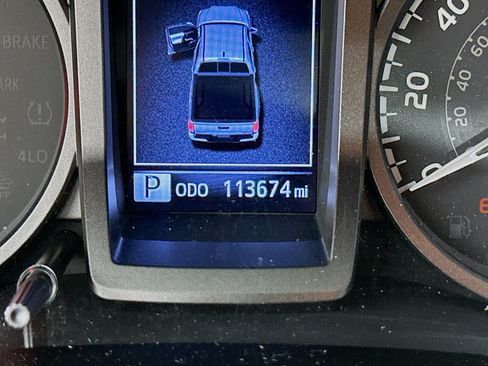 Used 2019 Toyota Tacoma TRD Sport image 19