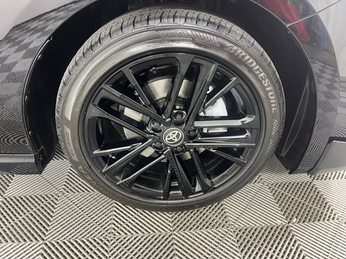 Used 2025 Toyota Camry SE image 24