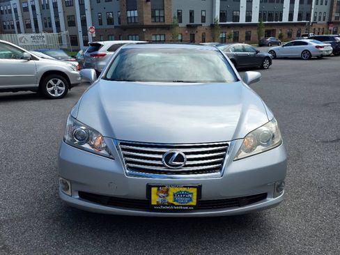 Used 2010 Lexus ES 350 FWD image 2