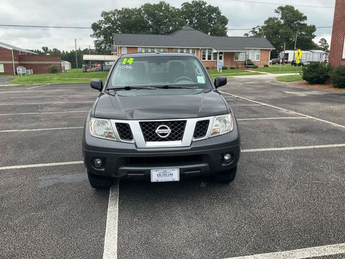 Used 2014 Nissan Frontier Desert Runner RWD image 18