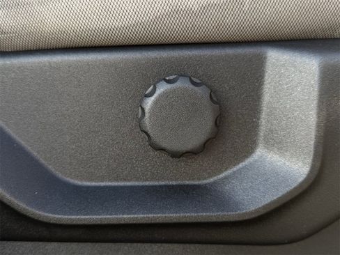 Used 2019 Ford F150 XLT image 26