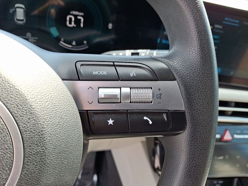 Used 2025 Hyundai Tucson SEL AWD/4WD image 21