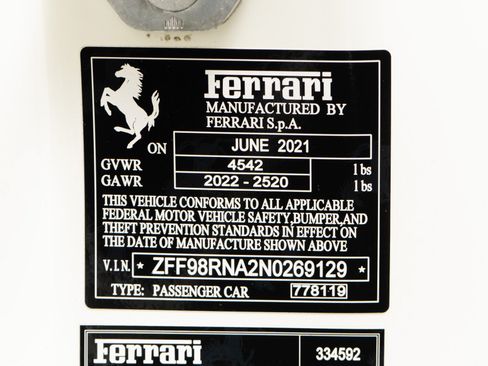 Used 2022 Ferrari Roma RWD image 20