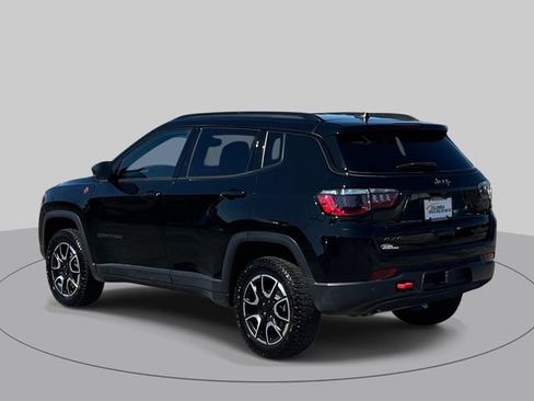 Certified 2024 Jeep Compass Trailhawk w/ Trailhawk Convenience Group AWD/4WD image 8