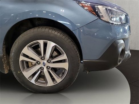Used 2018 Subaru Outback 2.5i Limited w/ 50th Anniversary Edition image 24
