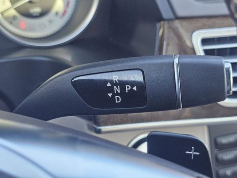 Used 2015 Mercedes-Benz E 350 4MATIC Sedan w/ Premium 1 Package image 40