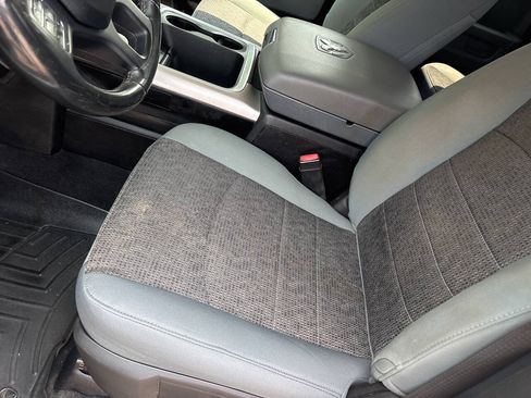 Used 2019 RAM 1500 Big Horn AWD/4WD image 19