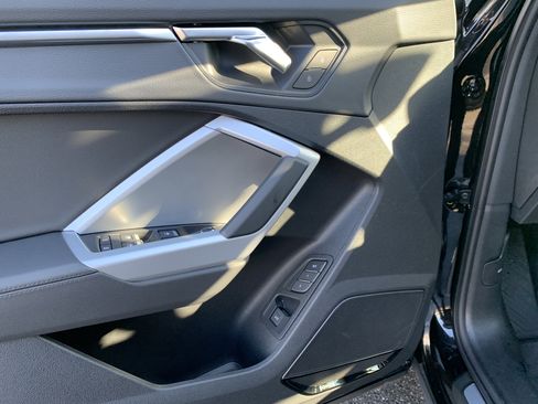 New 2025 Audi Q3 2.0T Premium image 10