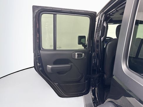 Used 2023 Jeep Wrangler Unlimited w/ Cold Weather Group AWD/4WD image 25