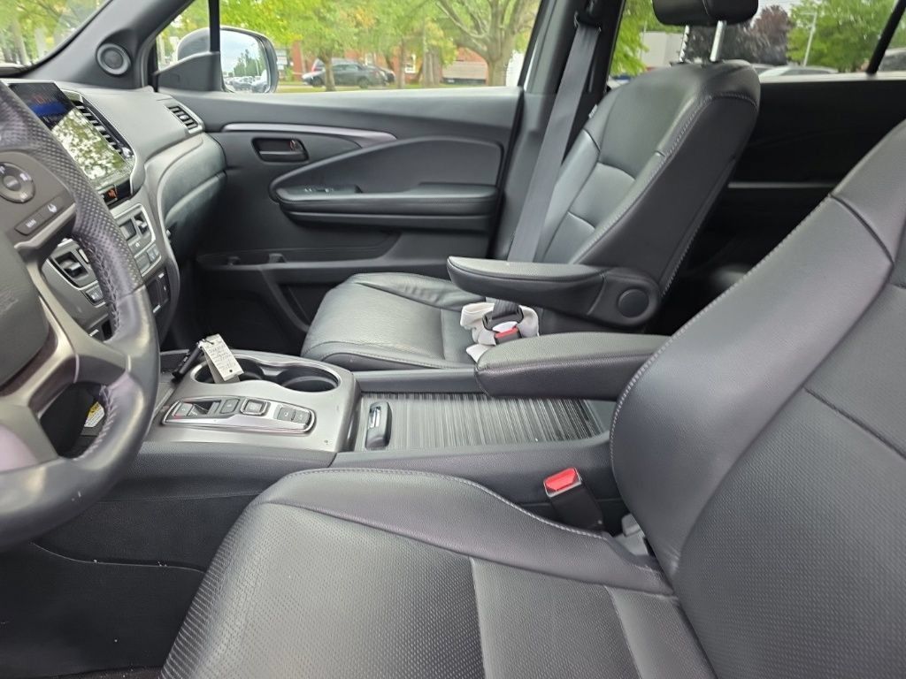 Certified 2023 Honda Passport EX-L image 22