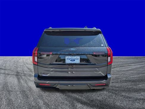 New 2026 Ford Expedition Platinum w/ Stealth Appearance Package AWD/4WD image 5
