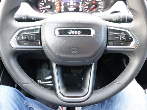 Used 2024 Jeep Compass Latitude AWD/4WD image 28