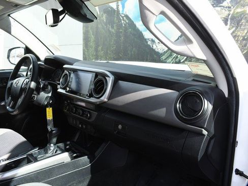 Certified 2022 Toyota Tacoma SR5 image 24