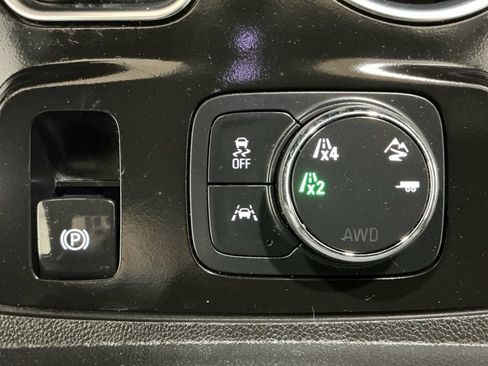 Used 2020 Chevrolet Traverse High Country AWD/4WD image 19