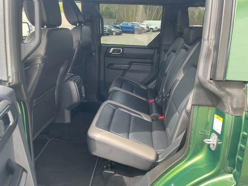 Used 2025 Ford Bronco Outer Banks AWD/4WD image 17