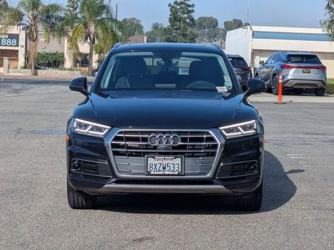 Used 2018 Audi Q5 Prestige w/ Prestige Package image 3