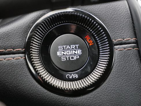 Used 2022 Jeep Compass Limited AWD/4WD image 28