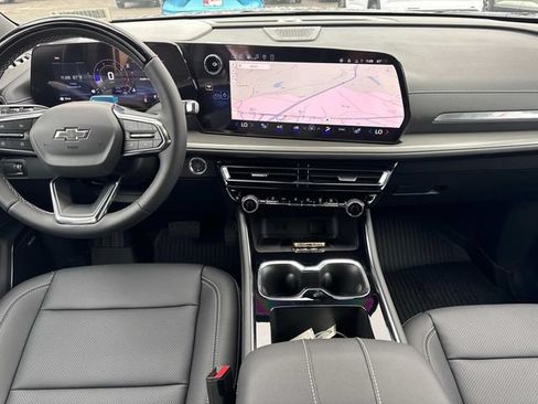 New 2026 Chevrolet Traverse LT w/ Enhanced Driving Package FWD image 21