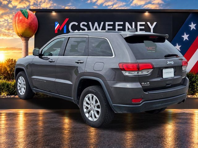 Used 2021 Jeep Grand Cherokee Laredo AWD/4WD image 3