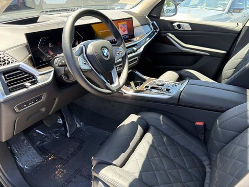 Used 2026 BMW X7 xDrive40i w/ Premium Package AWD/4WD image 15