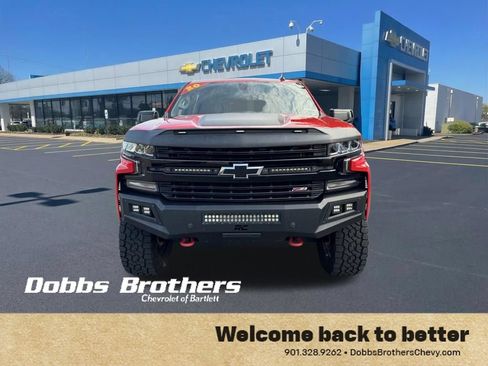 Certified 2020 Chevrolet Silverado 1500 LT Trail Boss AWD/4WD image 2