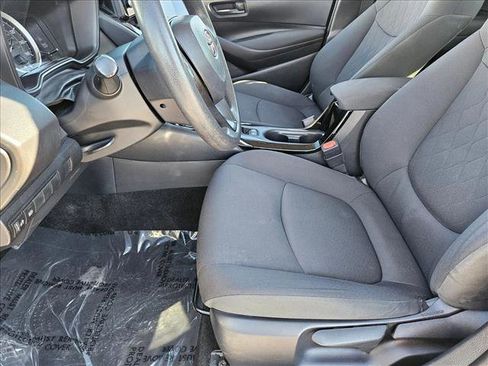 Used 2022 Toyota Corolla LE image 14