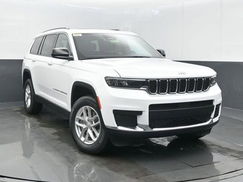 New 2026 Jeep Grand Cherokee L 4WD image 2