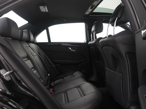 Used 2010 Mercedes-Benz E 63 AMG Sedan image 11