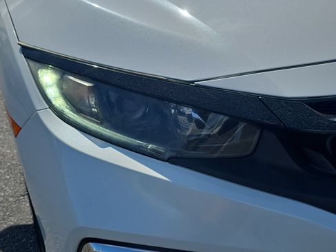 Used 2020 Honda Civic LX image 6