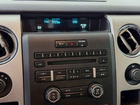 Used 2011 Ford F150 XLT w/ XLT Chrome Pkg AWD/4WD image 17