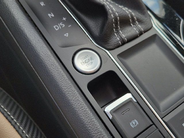 Used 2023 Volkswagen Atlas Cross Sport SE w/ Panoramic Sunroof Package FWD image 31