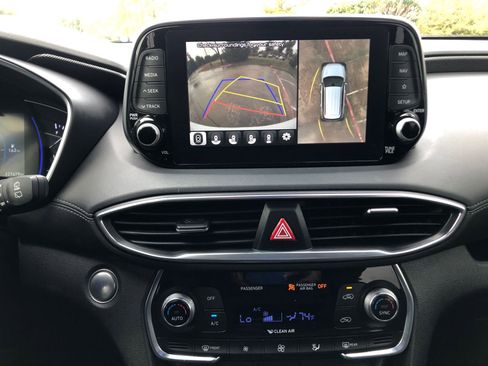 Used 2019 Hyundai Santa Fe AWD image 28