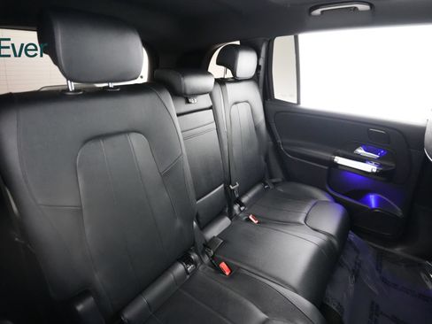 Used 2023 Mercedes-Benz EQB 250+ image 5