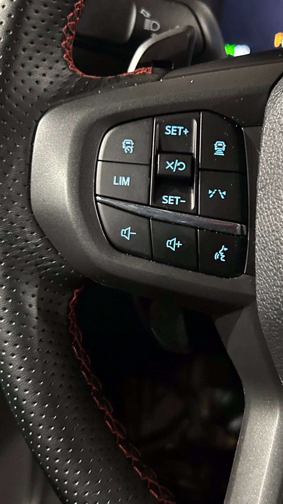 Used 2025 Ford Ranger Raptor AWD/4WD image 77