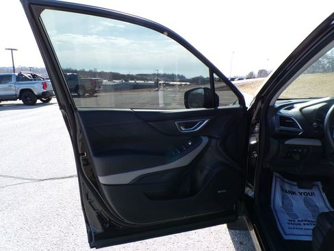 Used 2024 Subaru Forester Limited image 13