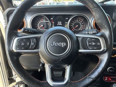 Certified 2021 Jeep Gladiator Mojave image 21