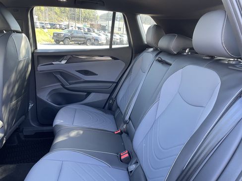 New 2026 Volkswagen Tiguan SE R-Line FWD image 12