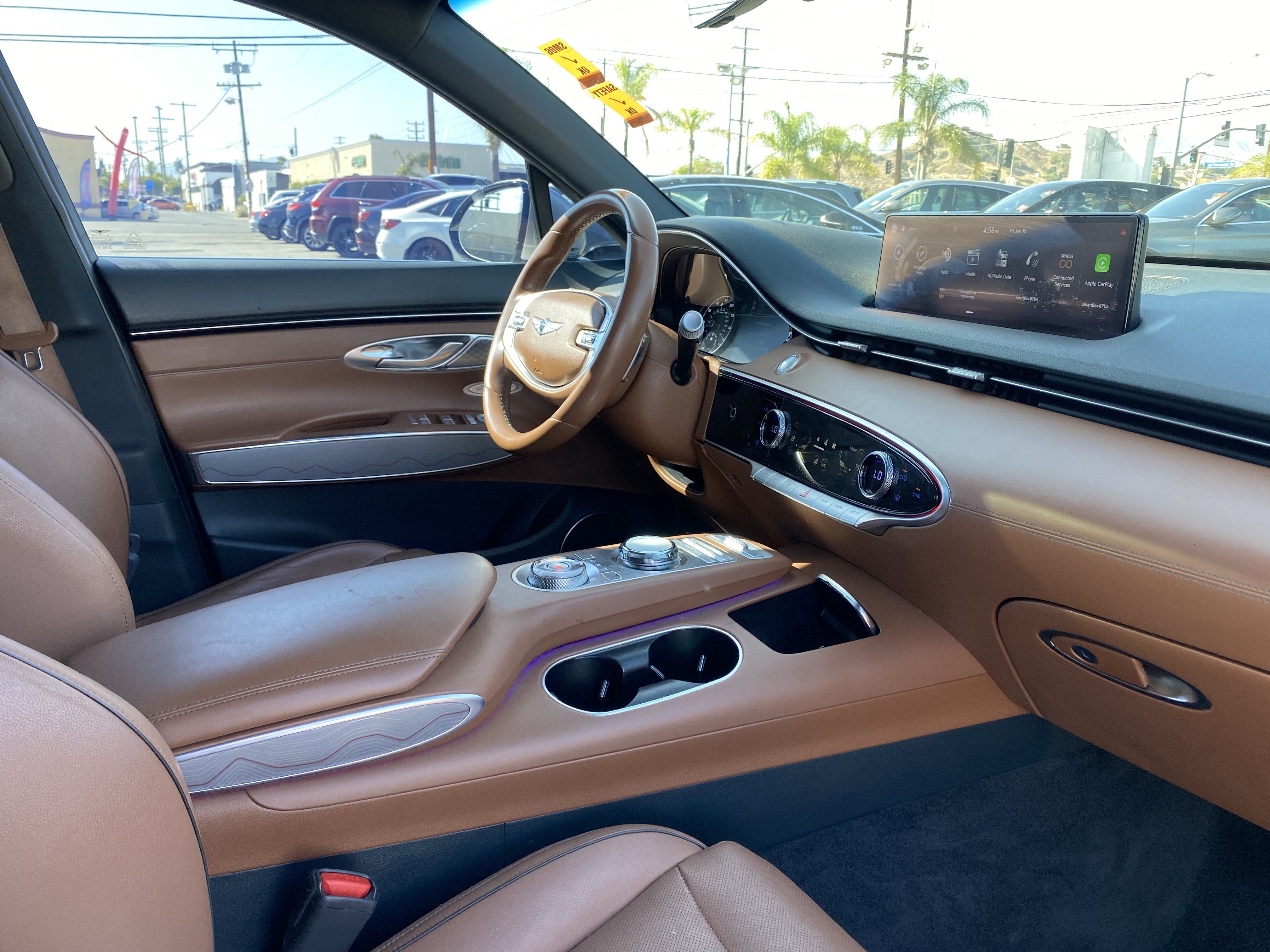 Used 2022 Genesis GV70 2.5T w/ Advanced Package AWD/4WD image 29
