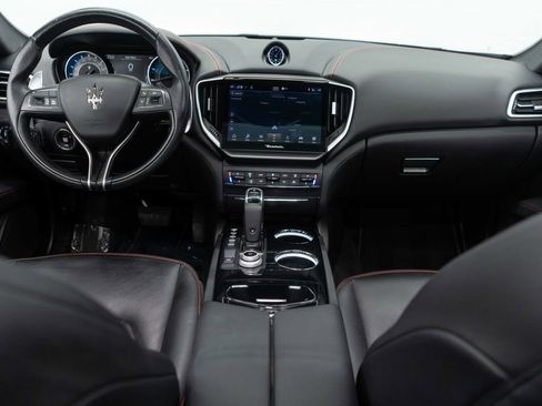 Used 2022 Maserati Ghibli Modena Q4 image 10