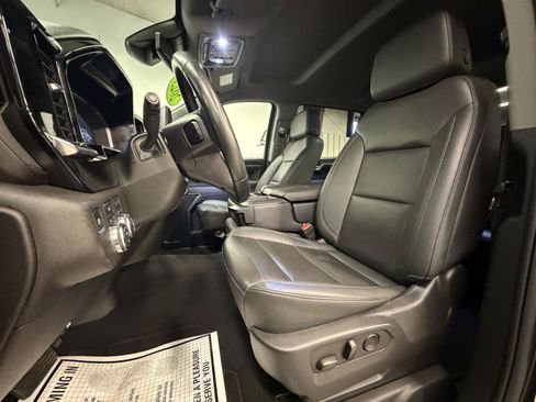 Used 2025 GMC Sierra 1500 SLT AWD/4WD image 23