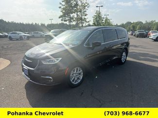 Used 2025 Chrysler Pacifica Select FWD video 3