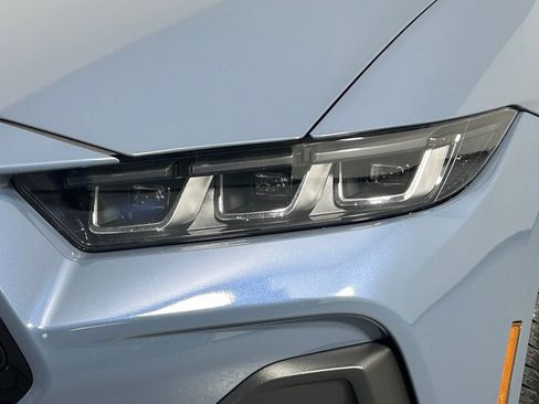 Used 2025 Ford Mustang GT Premium image 8