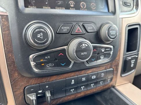 Used 2015 RAM 2500 Longhorn w/ Snow Chief Group AWD/4WD image 17