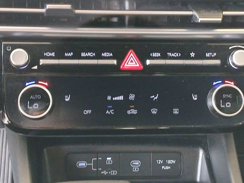 Used 2025 Hyundai Santa Cruz SEL FWD image 36
