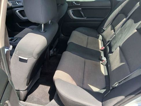 Used 2005 Subaru Legacy 2.5i AWD/4WD image 16