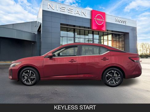 Certified 2025 Nissan Sentra SV image 5