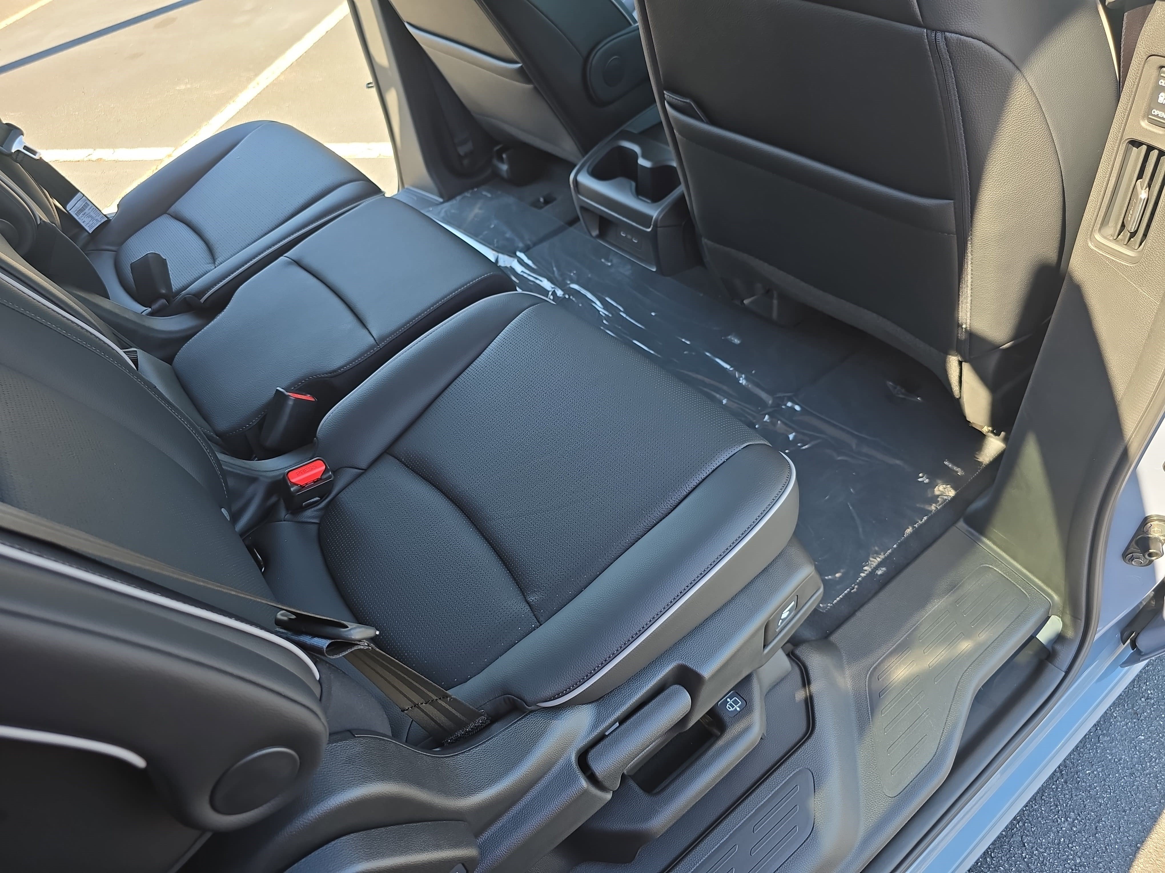 New 2027 Honda Odyssey Elite image 11