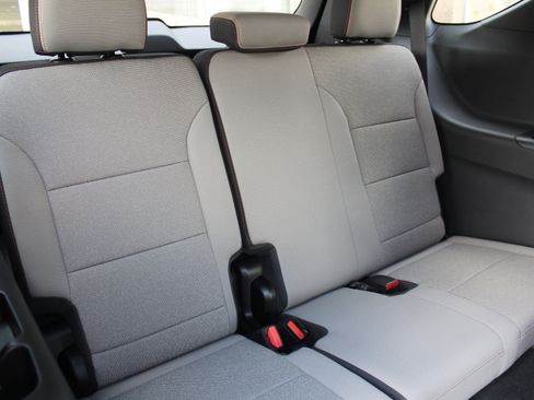 New 2026 Chevrolet Traverse LT image 17