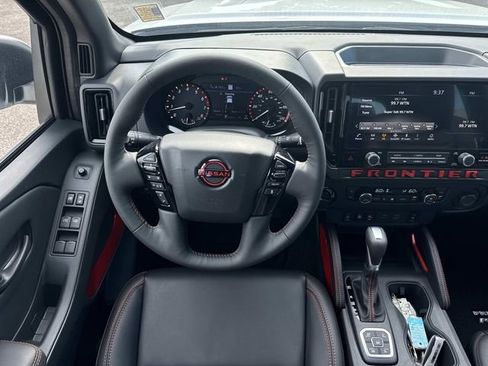 New 2027 Nissan Frontier PRO-4X w/ Pro Premium Package AWD/4WD image 17