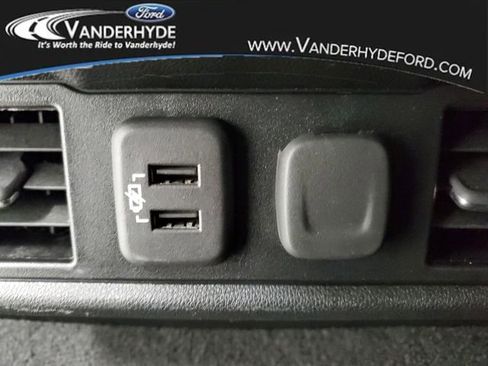 Used 2020 Chevrolet Silverado 1500 LT w/ All-Star Edition image 15